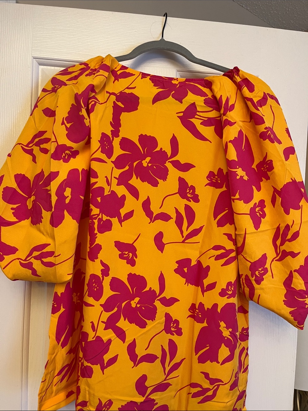 Umgee Orange & Fuchsia Floral Puff-Sleeve Top NWT size XL - Picture 3 of 3